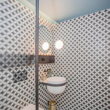 Liiiving In - Ribeira Design Apartamento