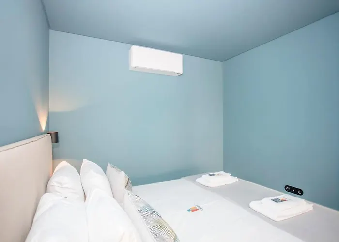 Liiiving In - Ribeira Design Appartement *