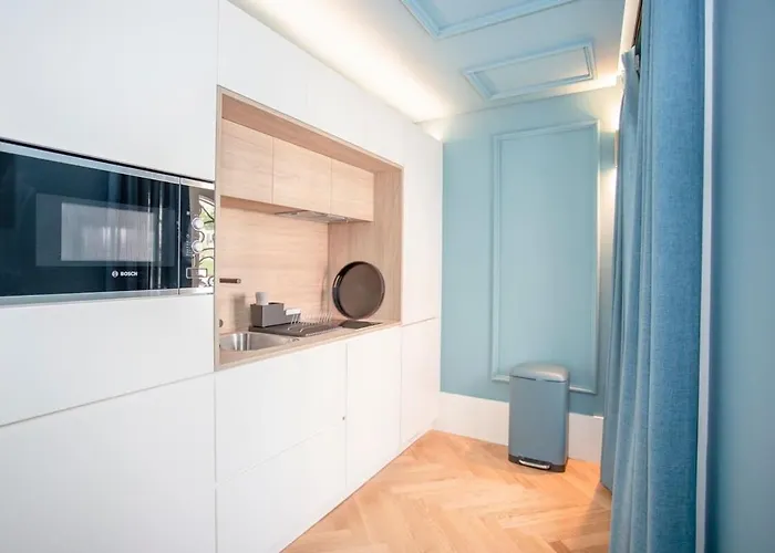 Liiiving In - Ribeira Design * Oporto