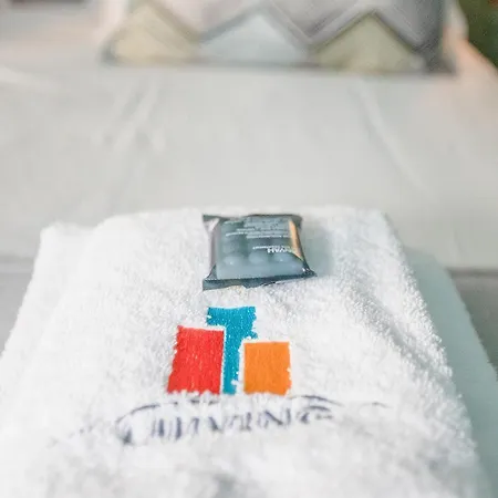 Liiiving In - Ribeira Design *